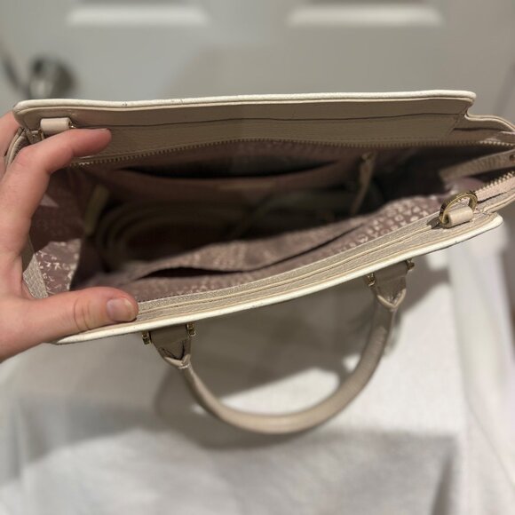 Gorgeous taupe Kate Spade - Picture 1 of 2